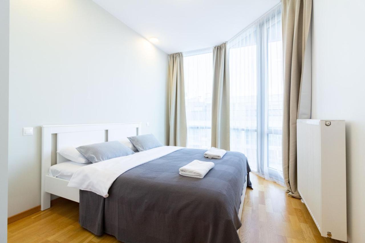 Elija Swan-Toy Apartments Šventoji Buitenkant foto