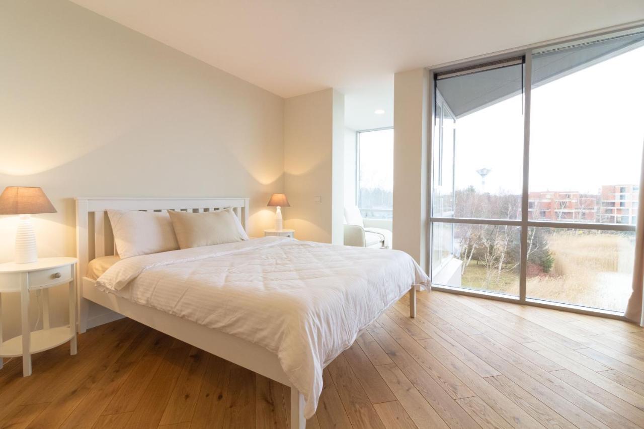 Elija Swan-Toy Apartments Šventoji Buitenkant foto