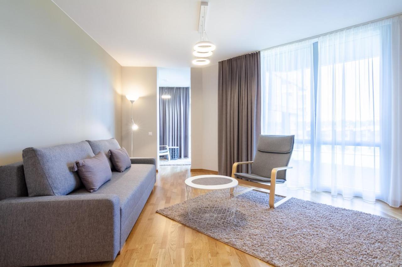 Elija Swan-Toy Apartments Šventoji Buitenkant foto