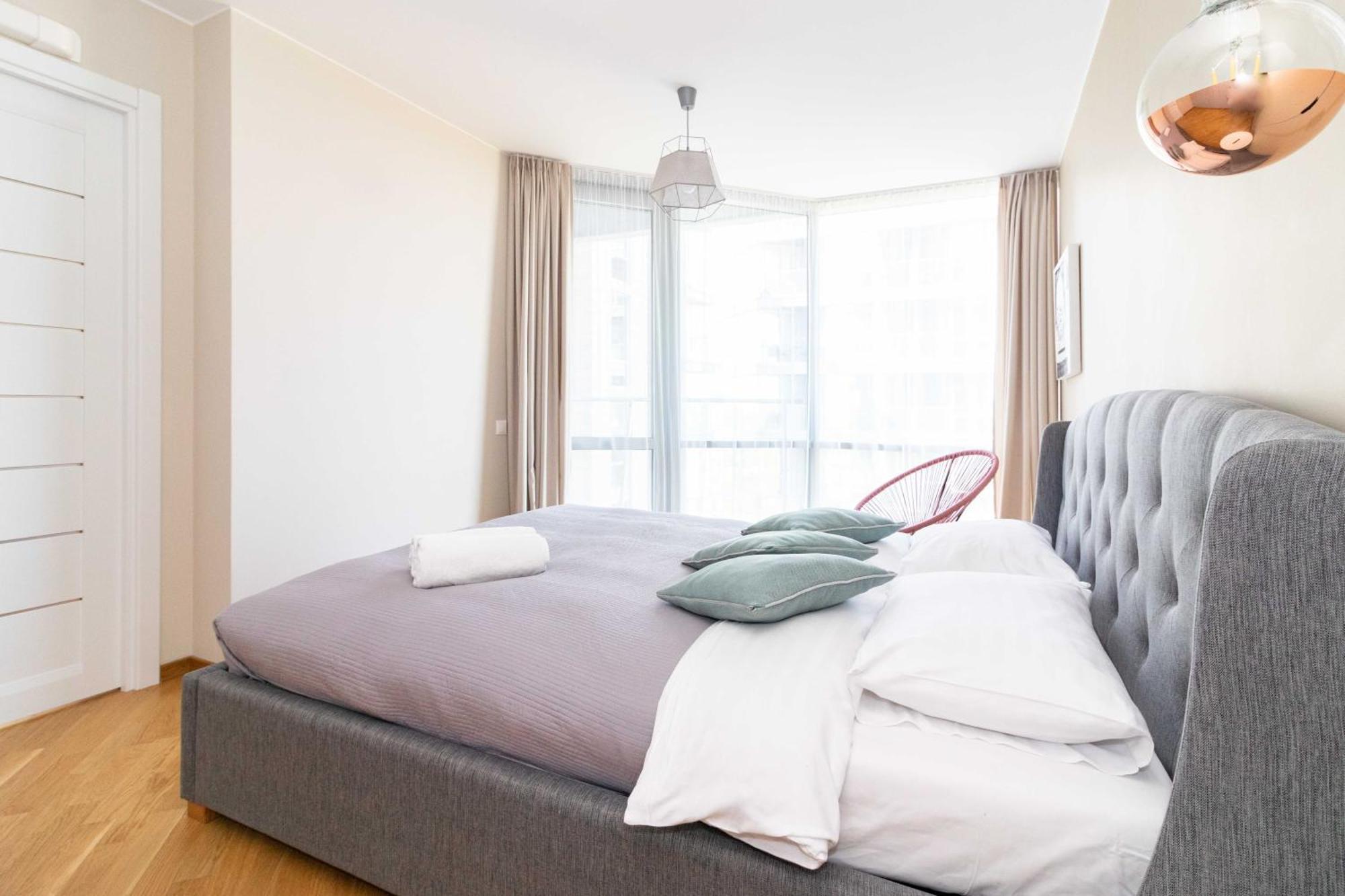 Elija Swan-Toy Apartments Šventoji Buitenkant foto