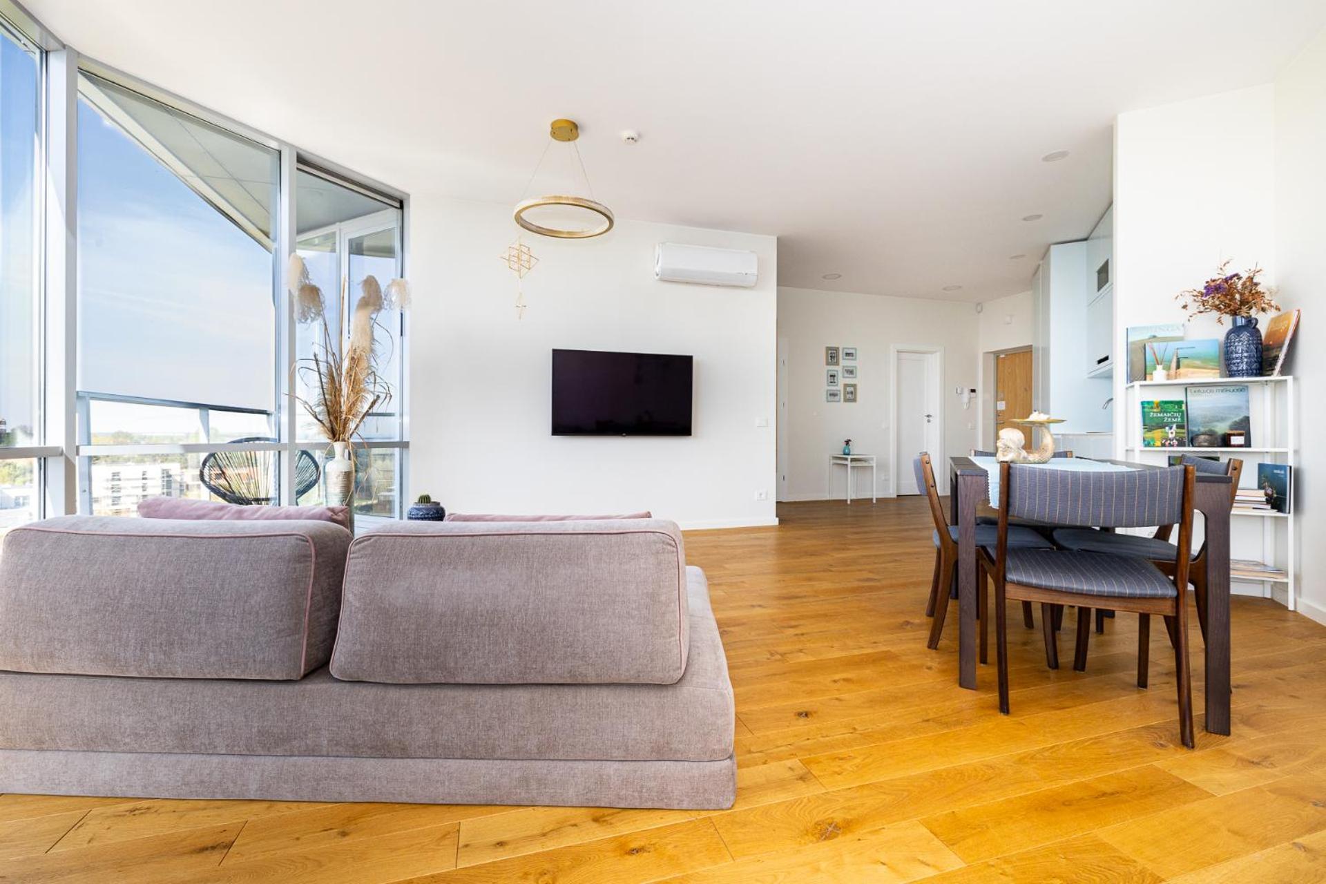 Elija Swan-Toy Apartments Šventoji Buitenkant foto