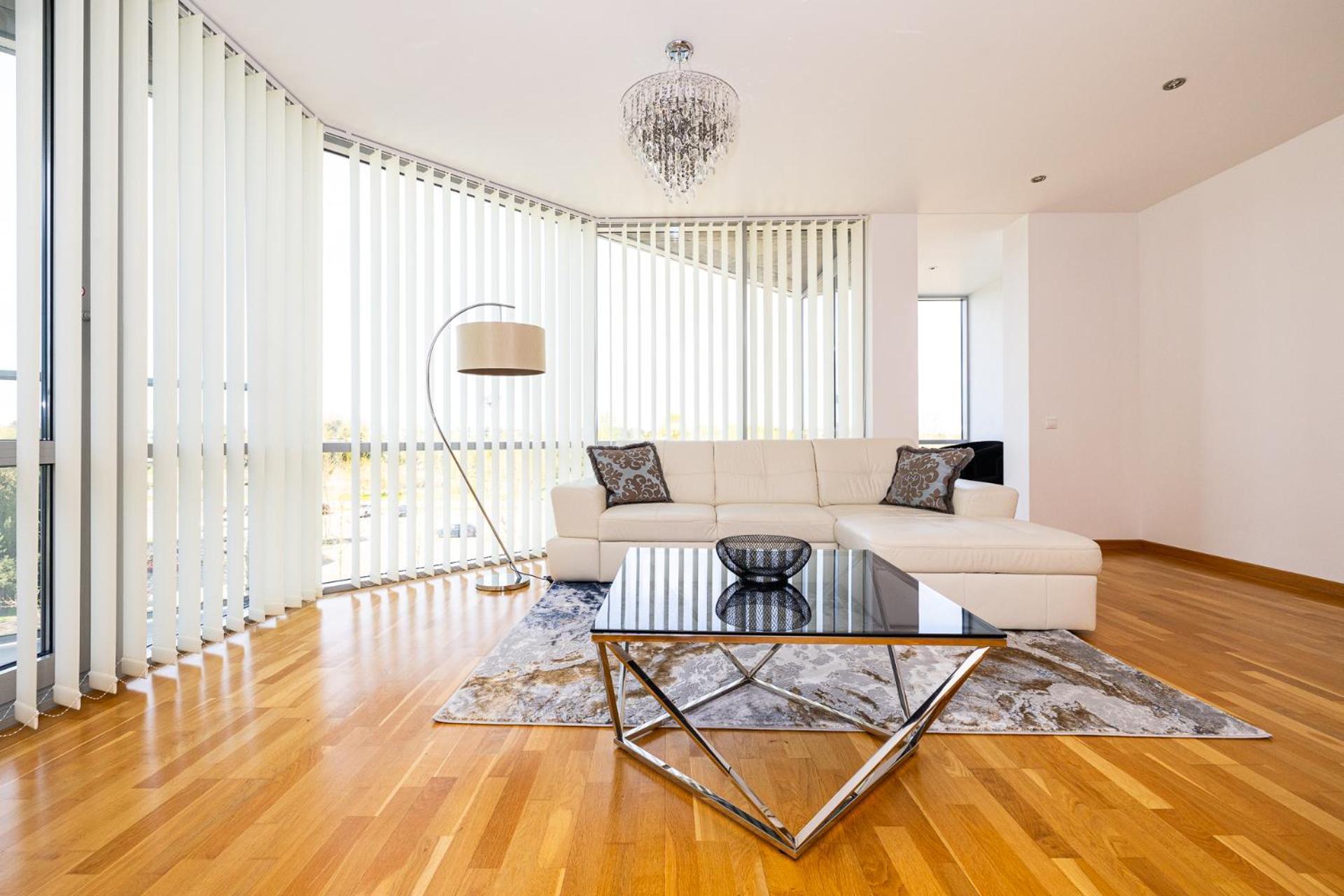 Elija Swan-Toy Apartments Šventoji Buitenkant foto
